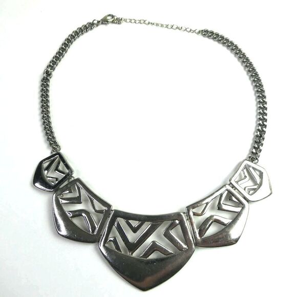 Silver Tone Wide Bib Statement Chain Link Necklace Chevron Triangle Career Chic - Picture 1 of 8